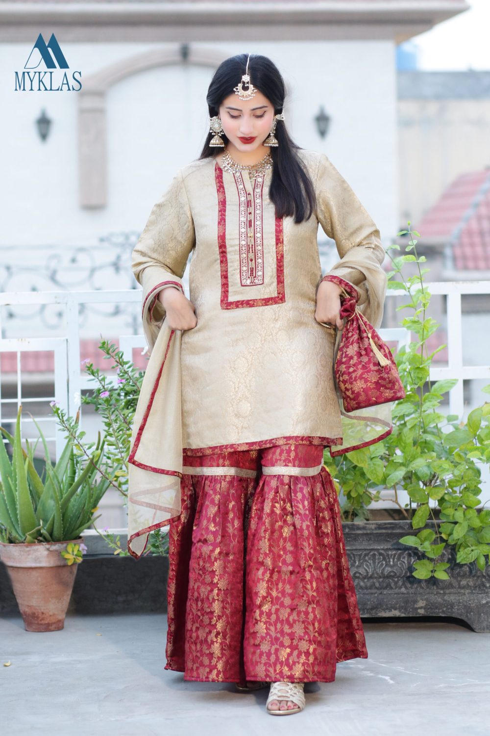 Shop Secondary Image